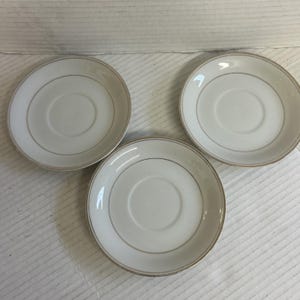 3 Vintage Royal White Aurum Untertassen 13 cm Porzellan
