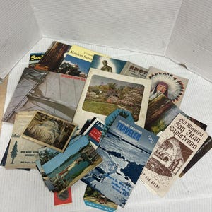 Groot lot Amerikaanse reisbrochures Souvenirs ansichtkaarten Vintage antiek