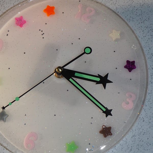 Handmade Resin Colorful Star Wall Clock