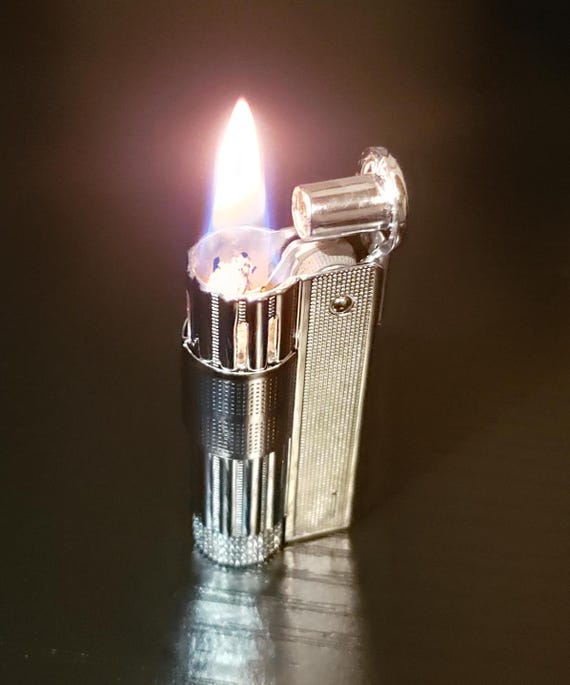 Retro Vintage Style Lighter - Uses Liquid Lighter Fluid and Common Parts - Fuel Efficient