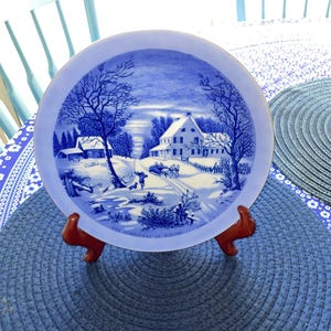 Vintage Plate Currier & Ives &quot;The Old Homestead in Winter&quot;