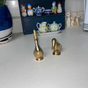 Vintage Set of two Brass duck figurines