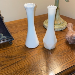 Set of 2 Vintage White Milk Glass Bud Vases