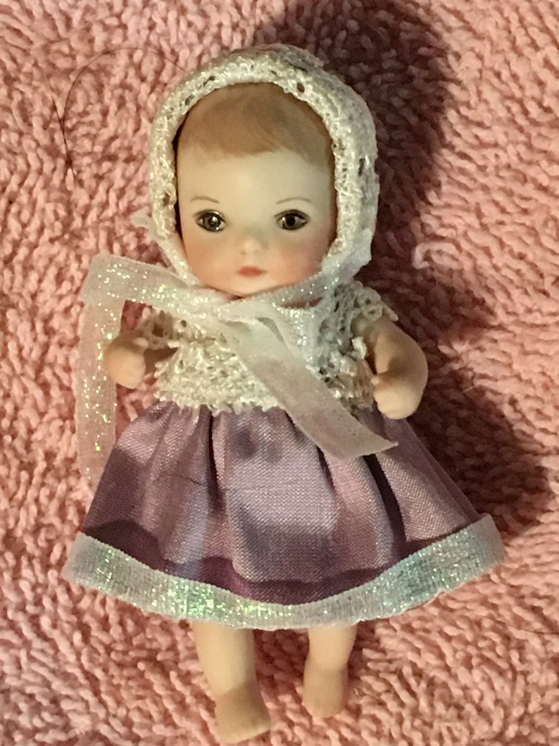 mini porcelain dolls