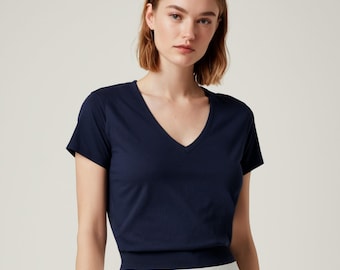 Fitted V-Neck T-Shirt Sewing Pattern: Women's Basic Tee (XS-4XL) (PDF Pattern)