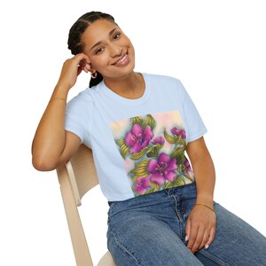 Hawaii Tropical Elegance - Lush Purple Princess Flower - Unisex T-Shirt - Kauai - Maui - Hawaiian Floral T- shirt