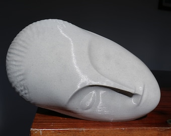 Reproduction imprimée en 3D de la sculpture de la Muse endormie de Constantin Brancusi