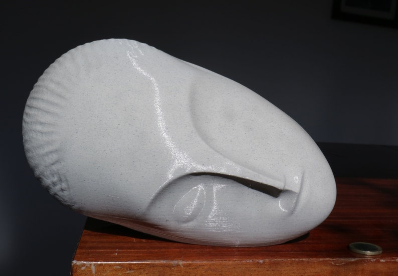 3D-gedruckte Reproduktion der schlafenden Muse-Skulptur von Constantin Brancusi Bild 1
