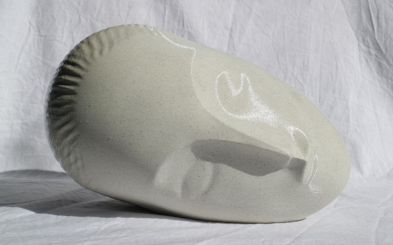 Reproduction imprimée en 3D de la sculpture de la Muse endormie de Constantin Brancusi Beige Marble