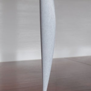 3D-gedruckte Reproduktion der Bird in Space-Skulptur von Constantin Brancusi Gray marble