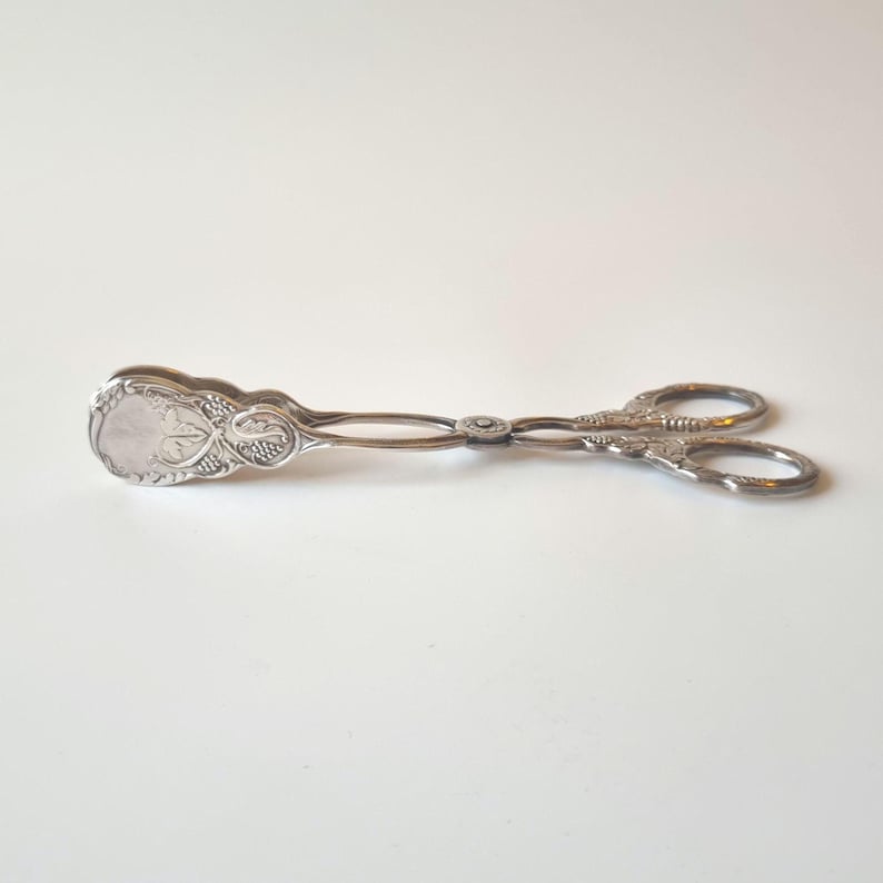 silver cake tong from sweden, Scandinavian style, silverware with floral motif