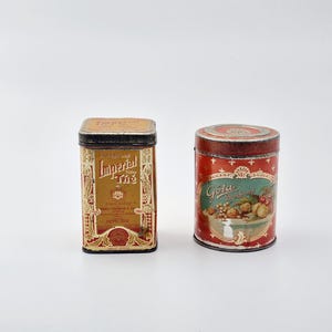 Rare Old Tea Jars -Two Tea Tin Cans from 1900s Sweden, Gothenburg. Hight 4,5 inches, 11 cm.