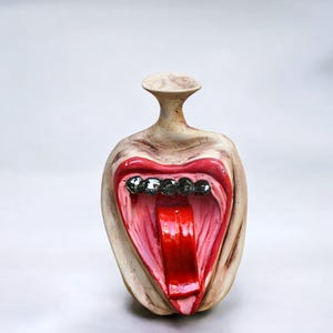 Scream-vas, handgjord keramik - unik heminredning, present till konstälskare