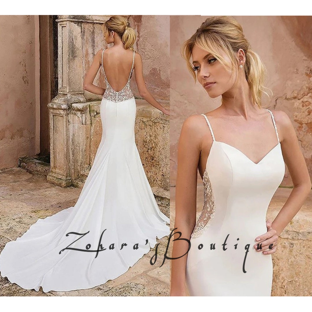 Sexy Mermaid Wedding Dress with a Sleek and Chic Design for Trendy Brides