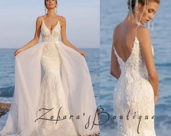 Exquisite Lace Mermaid Wedding Dress Stunning Deep V-Neck, Sleeveless, Detachable Train 2-in-1 Elegance