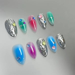 Ombre 3D Silver Press On Nails: Y2K Hand-Painted Faux Acrylic Nails