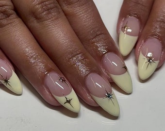 yellow french star hand painted nails / hand painted nail /custom press on nails/ hand made Press on Nails/Faux Acrylic Nails/ y2k Nail