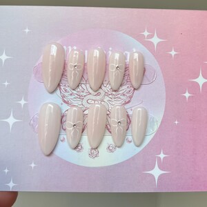 White Bowknot Press On Nails: Custom Gel Faux Acrylic Nails