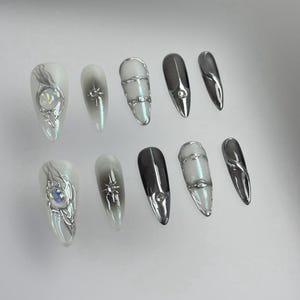 Chrome Y2K Press On Nails: Handgefertigte Faux Acrylgelnägel