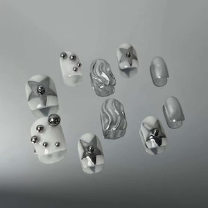 Silver Star Y2K Press On Nails: Hand Painted Faux Acrylic Nails