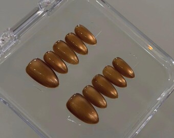 golden brown Eye Press On Nails: Handmade custom Nails