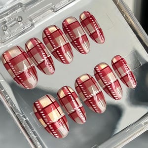 Checkerboard Press On Nails: Handmade Faux Acrylic Gel Nails
