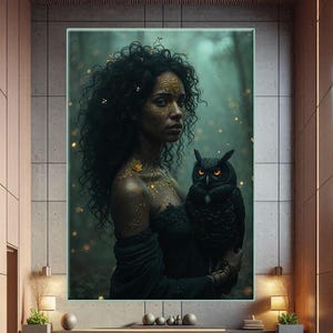 キャンバスに描かれた神秘的な女性の肖像画、アフリカの女性とフクロウの壁アート、ダークアカデミアのフクロウのアートプリント、室内装飾用の野生動物の肖像画、フクロウのアート