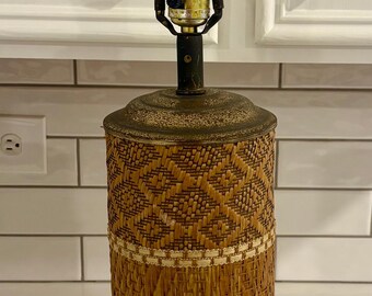 Lámpara de mesa vintage de bambú tejido - Sin pantalla - ¡FUNCIONA!