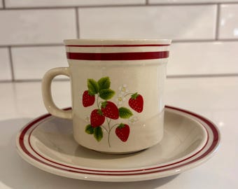 Vintage Fujistone Berries 8493 Ceramic Strawberry Coffee Cup/Mug and Saucer Set (Multiple Available)