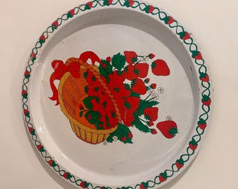 Bandeja o plato metálico para cestas de fresas de Vintage Gift Co. Hong Kong