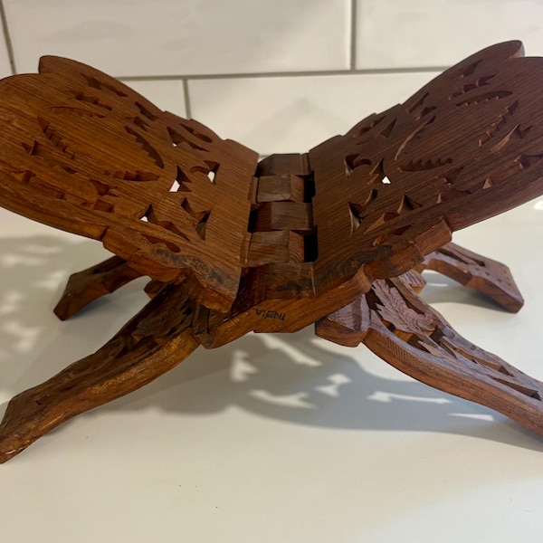 Vintage Holz geschnitzte Floral Ahorn Klapp Bibel / Buch Display made in India