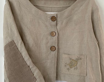 Blazer Jäckchen Bolero Leinen creme beige handgestickt handbestickt gold Stickerei Handarbeit Unikat Vintage Lagenlook shabby 38 40