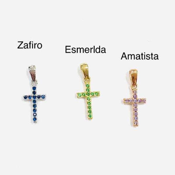 Cruz de Oro de 18 kilates, Elegir entre los tres diferentes colores de piedras: esmeraldas, zafiros y circonitas