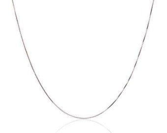 18 karat white gold chain, 18 karat Venetian chain, 18 karat gold box chain, various weights