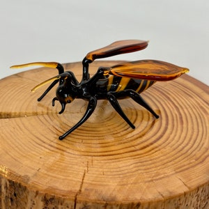 Exquisite Czech Glass Hornet Figurine - Premium Ornella Glass Sculpture