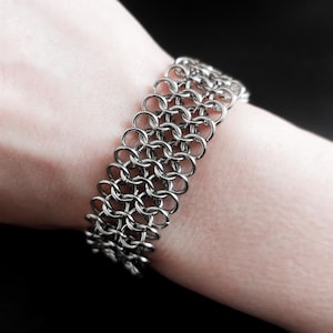 Breites europäisches Kettenarmband | Einstellbar | Edelstahl | Silberfarbe | Handgefertigt
