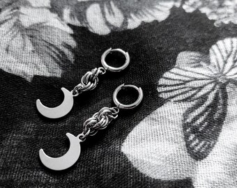 Spiral chainmail earrings with moon charms | Stainless steel | Silver-colored | Handmade