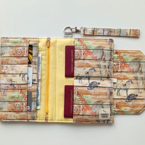 Safari Travel Wallet - Familienpass-Inhaber-Organizer, 4 Passhülle, Bordkarte & Kartenhülle, handgemachtes Geschenk für Männer, Frauen