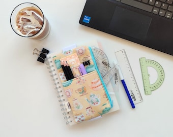Handgemaakt pennenzakje met elastiek en ritssluiting - plannerhouder voor notitieboekjes