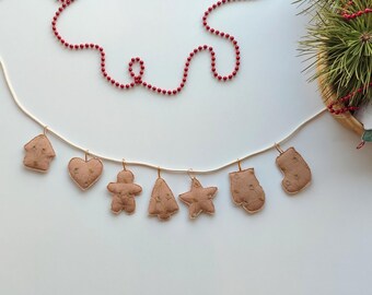 Handmade Christmas Garland, Beige Puffy Ornaments, Fireplace Bunting