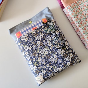 Handmade Floral Book Sleeve - Cotton Linen Book Protector for Readers