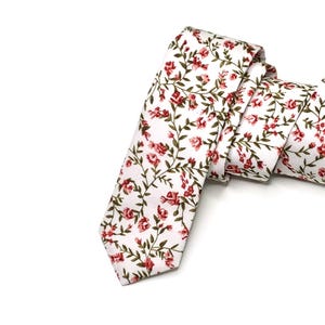 Corbata floral, corbata floral rústica en rosa polvoriento y verde, corbata de boda color óxido, pajarita, tirantes, pañuelo de bolsillo, corbata y pajarita para niños