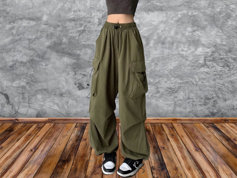 Pantalon cargo large Pantalon cargo ample Pantalon technique Pantalon streetwear Green