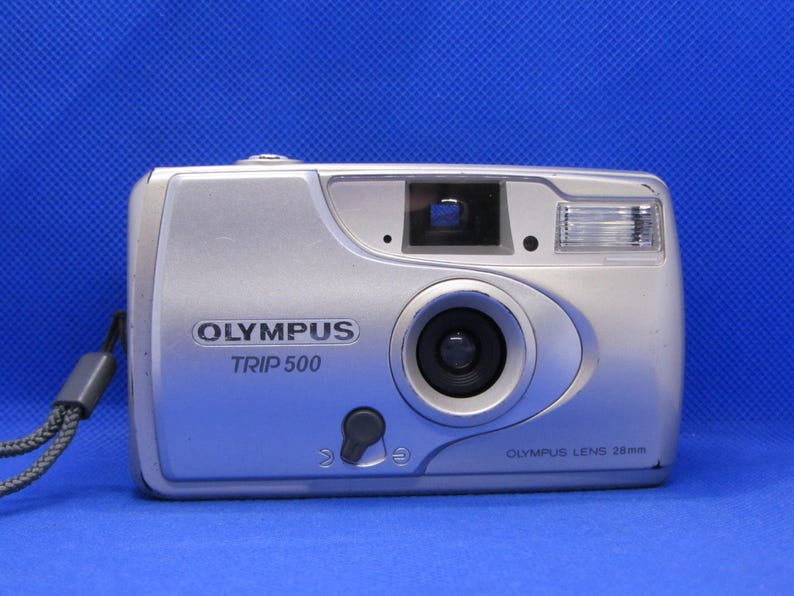 Olympus Trip 500 film 35mm point shoot camera