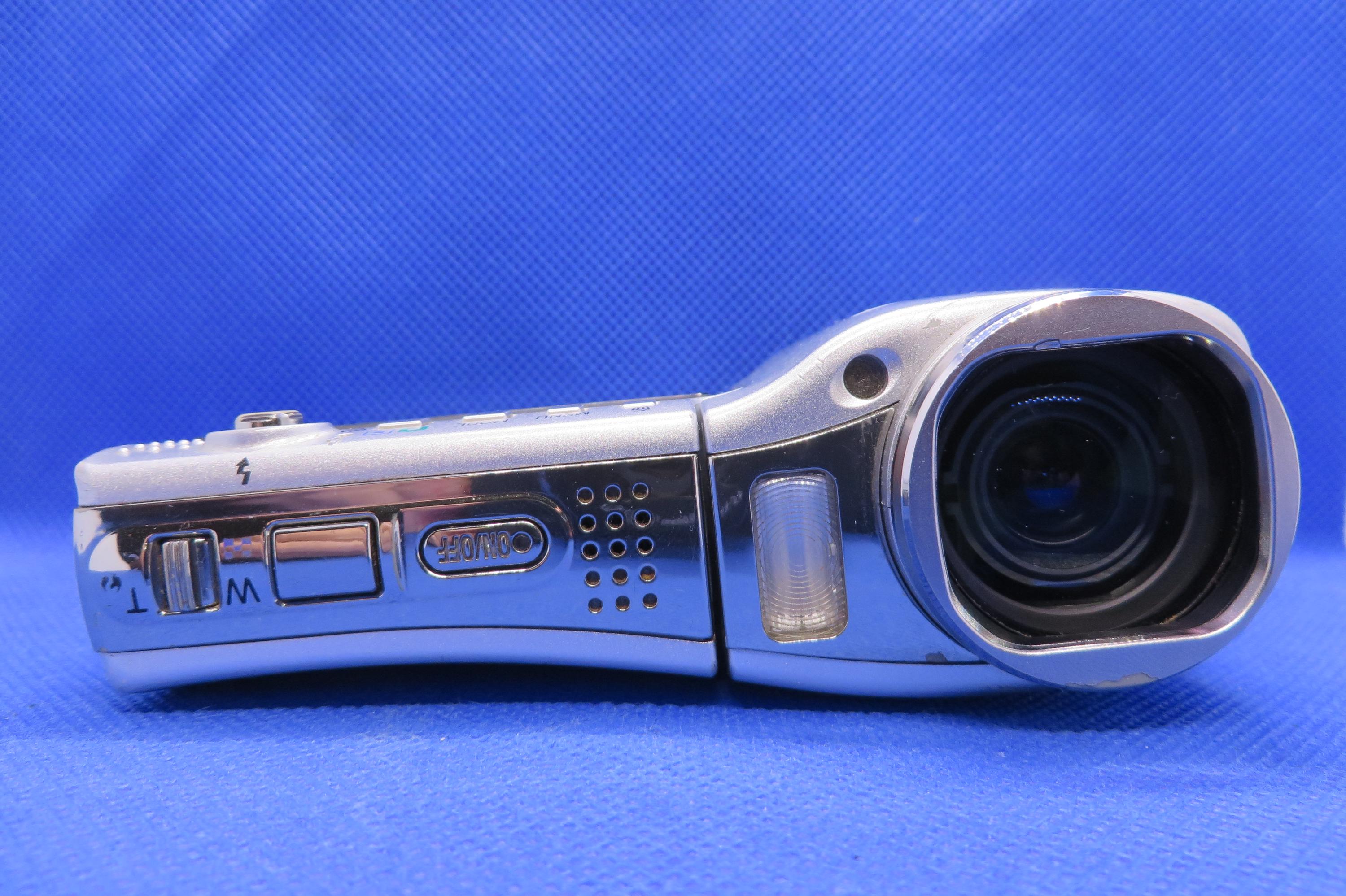 Nikon Coolpix S10 VR Digital Camera, 6.0 MP, Y2K Point & Shoot - Etsy