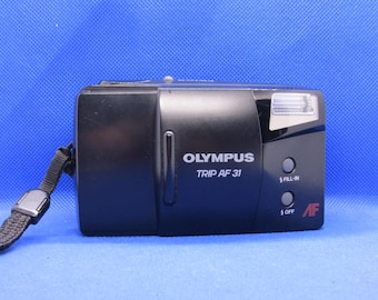 Vintage Retro Olympus Trip AF 31 35mm Point Shoot Camera Compact