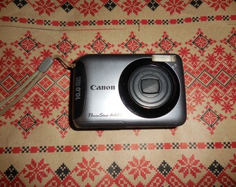 Vintage retro Canon Power shot A490 10 MP digital silver color top camera point shoot camera compact analog Christmas gift y2k 2000s