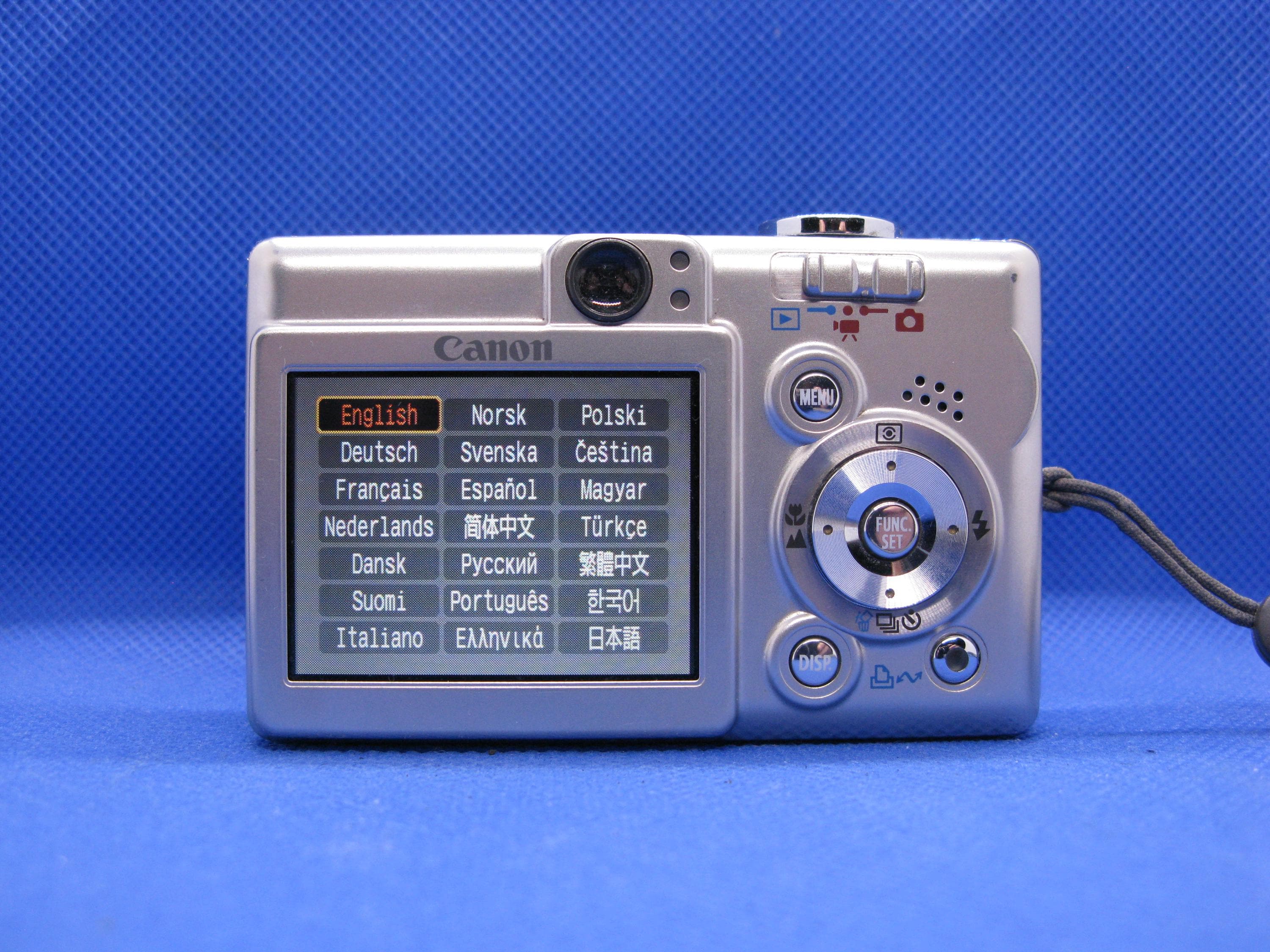 Vintage Retro Canon Digital IXUS 40 Powershot SD300 Digital ELPH