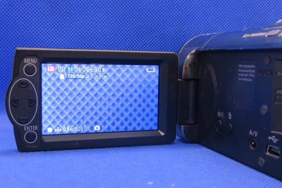 Vintage Panasonic HC-V10 Camcorder, 70x Zoom, Y2K Retro - Etsy