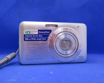Sony Cybershot DSC-N2 10.1MP Compact Digital Camera With Battery